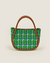 画像をギャラリービューアに読み込む, Baby Gerald - Green Switch
