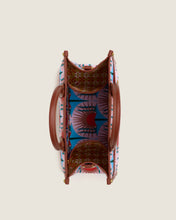 画像をギャラリービューアに読み込む, Small Farah (Leather) - Palm Patio