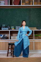 画像をギャラリービューアに読み込む, Who’s wearing the pants Kebarung Set - Freedom Clouds
