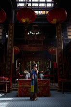 画像をギャラリービューアに読み込む, Satin Shoulder Dress (Reversible) - Heaven Lotus
