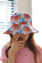画像をギャラリービューアに読み込む, Bucket Hat  - Palm Patio
