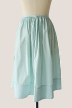 画像をギャラリービューアに読み込む, Pleated  Knee Length Skirt - Hint of Mint