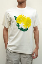画像をギャラリービューアに読み込む, T-Shirt Yellow Dandelion - Beige