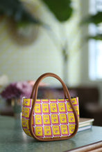 画像をギャラリービューアに読み込む, Baby Gerald - Yellow Switch
