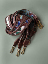 画像をギャラリービューアに読み込む, Shoulder Strap (Leather) - Mandi Bunga Chocolate
