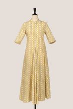 画像をギャラリービューアに読み込む, Maxi Dress - Orchid Yellow
