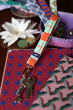 画像をギャラリービューアに読み込む, Keychain - Tapau Tiles Orange
