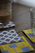 画像をギャラリービューアに読み込む, Coaster - Tapau Tiles Yellow &amp; Willow Lettice (set of 4)
