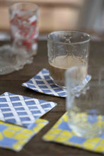 画像をギャラリービューアに読み込む, Coaster - Tapau Tiles Yellow &amp; Willow Lettice (set of 4)
