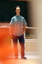 画像をギャラリービューアに読み込む, Men&#39;s Shirt - Paper Petals Celadon
