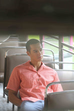 画像をギャラリービューアに読み込む, Men&#39;s Shirt - Sila Duduk Red
