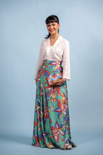 画像をギャラリービューアに読み込む, Pleated Wrap Skirt - Oolong Green
