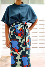画像をギャラリービューアに読み込む, T-Shirt Dress - Breadfruit Forest Green
