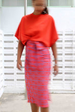 画像をギャラリービューアに読み込む, T-Shirt Dress - Crepe Ginger Cherry
