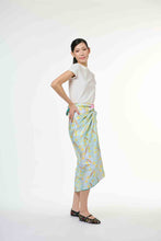 画像をギャラリービューアに読み込む, Reversible Sarong - Dandelion
