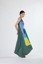 画像をギャラリービューアに読み込む, Satin Shoulder Dress (Reversible) - Heaven Lotus
