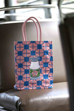 画像をギャラリービューアに読み込む, Susu Bag - Tapau Tile Pink
