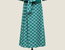 画像をギャラリービューアに読み込む, Wrap Around Sarong - Forest Green (Sarong Only)
