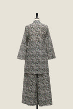 画像をギャラリービューアに読み込む, Who’s wearing the pants Kebarung Set - Freedom Evergreen
