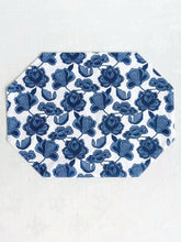 画像をギャラリービューアに読み込む, Blue &amp; White Placemats - Kaya Magnolia
