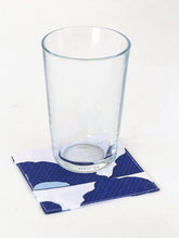 画像をギャラリービューアに読み込む, Blue &amp; White Coaster - Kaya Magnolia
