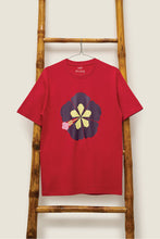 画像をギャラリービューアに読み込む, Bunga Raya T-Shirt - Red
