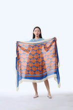 画像をギャラリービューアに読み込む, Wool Shawl Cloud 9 Blue &amp; Orange
