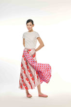 画像をギャラリービューアに読み込む, Wrap Skirt - Tapau Tiles Chilli Pepper
