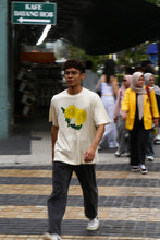 画像をギャラリービューアに読み込む, T-Shirt Yellow Dandelion - Beige